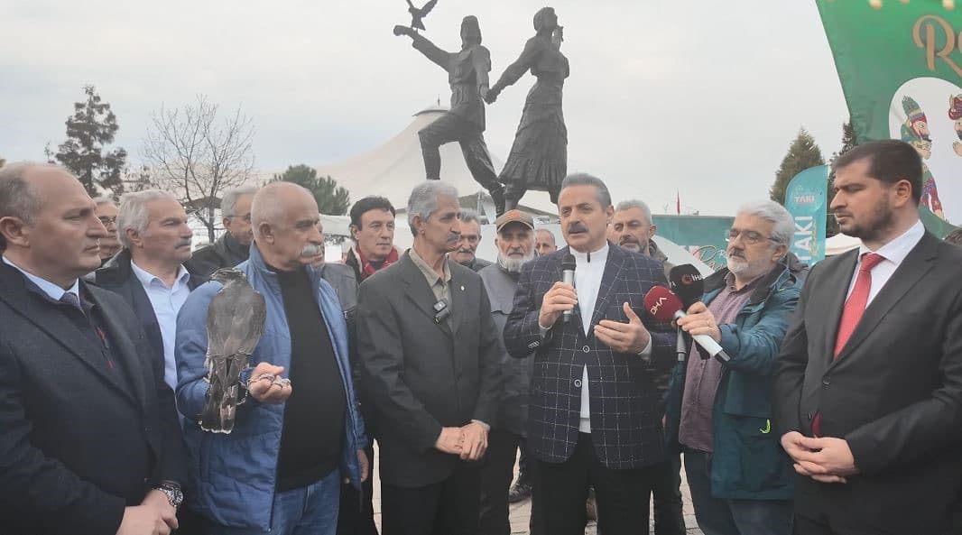 Atmacacılar yapılan düzenleme sonrası Arhavi’de buluştu