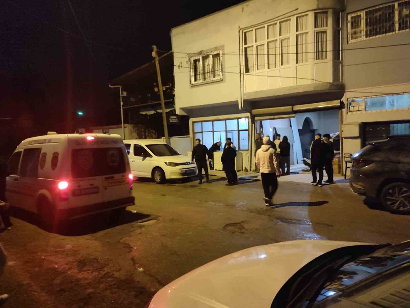 Adana’da iş yerinde silahlı kavga: 2 yaralı