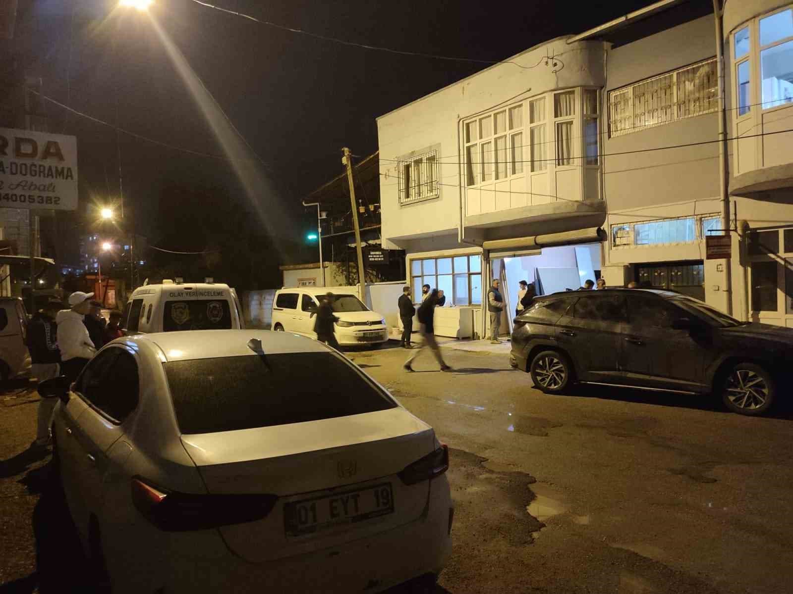 Adana’da iş yerinde silahlı kavga: 2 yaralı