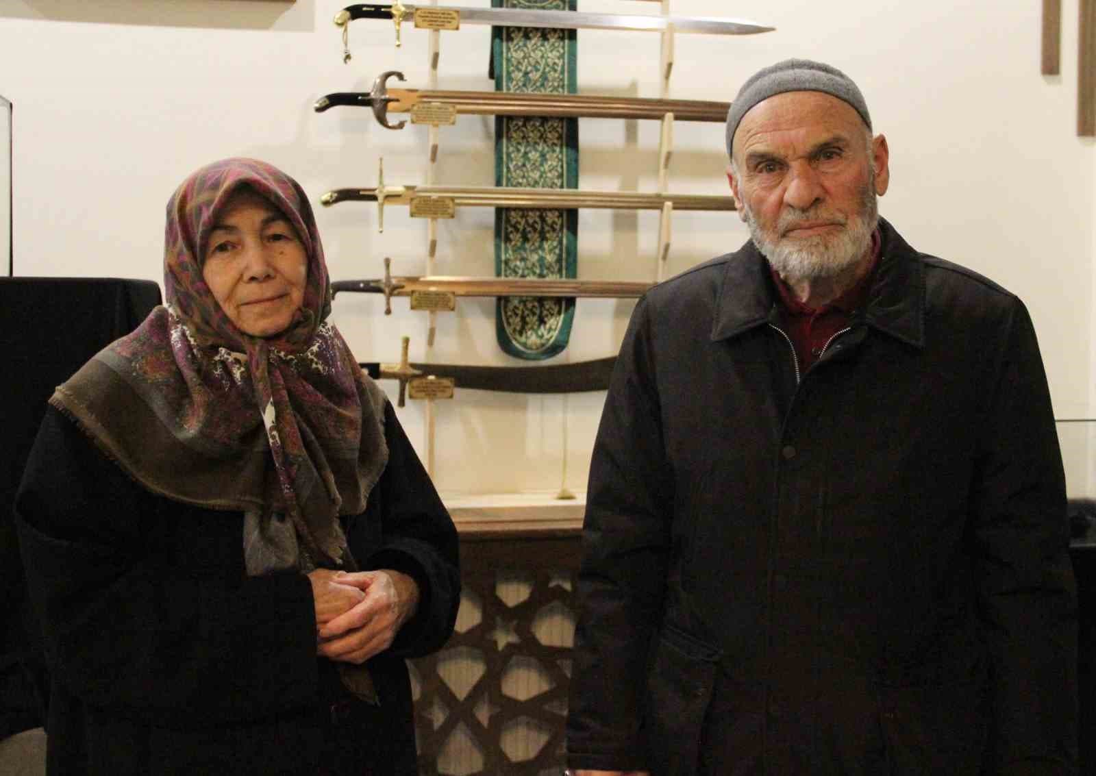 Çorum’da Kadir Gecesi’nde kutsal emanetlere yoğun ilgi