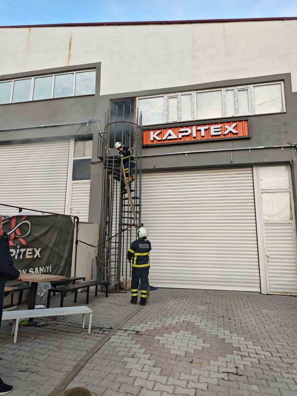 Bilecik’te bir tekstil atölyesinde çıkan yangın korkuttu