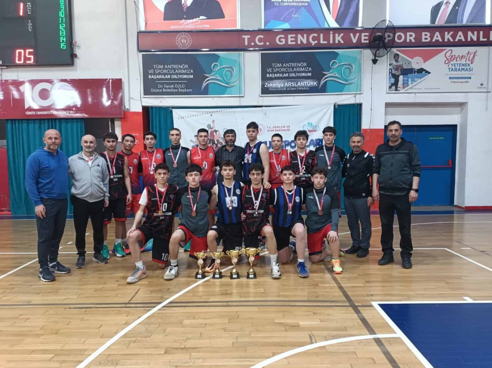 Basketbolda şampiyonlar belli oldu