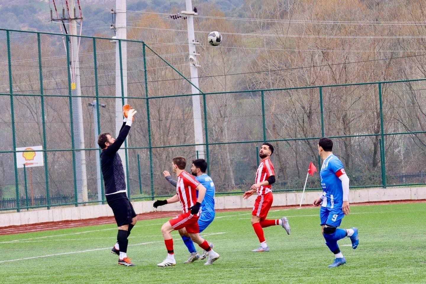 Pazaryerispor gol oldu yağdı