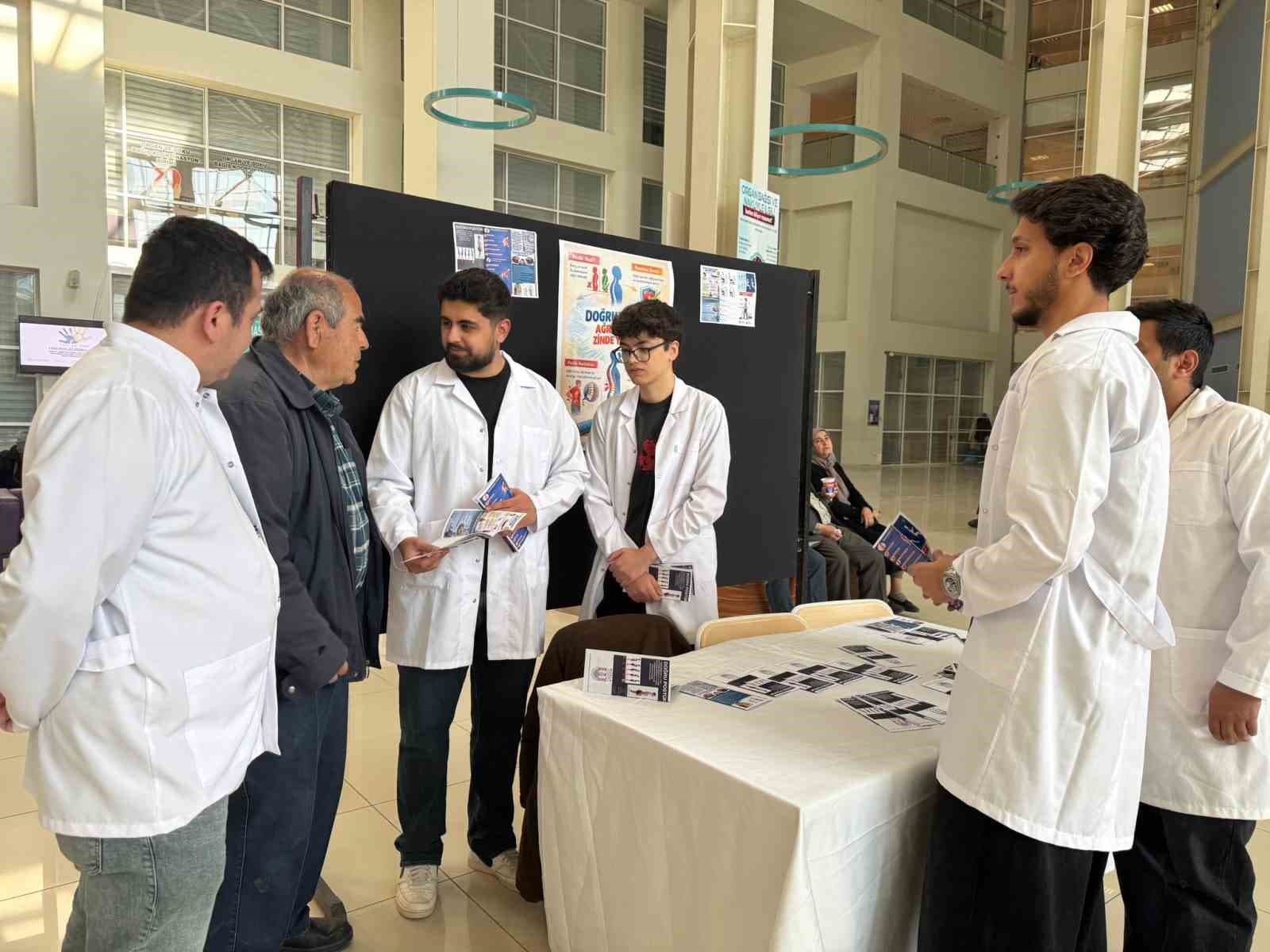 Geleceğin Doktorlarından "Doğru Duruş" seferberliği