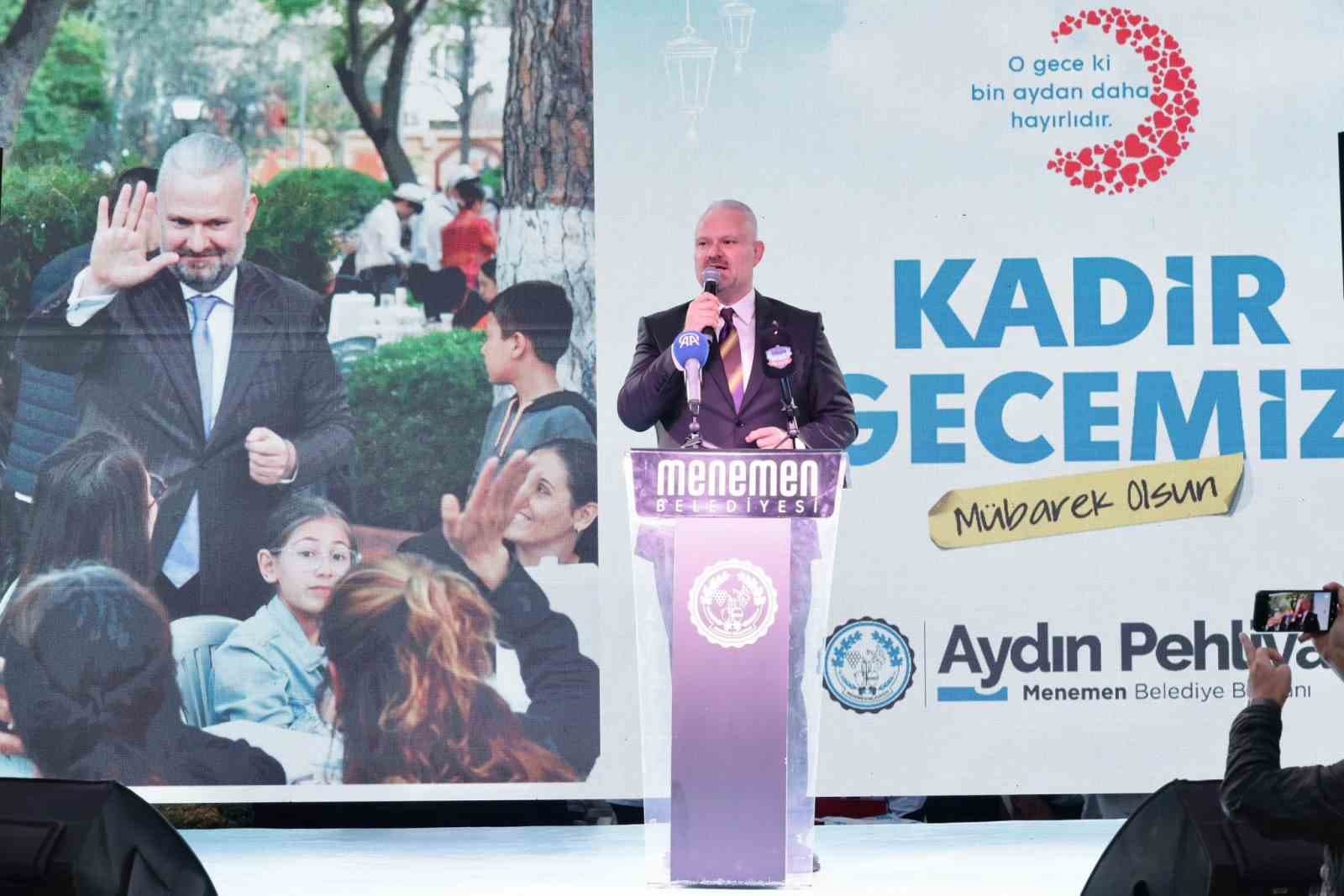 Menemen’de Kadir Gecesi’ne özel 15 bin kişilik iftar