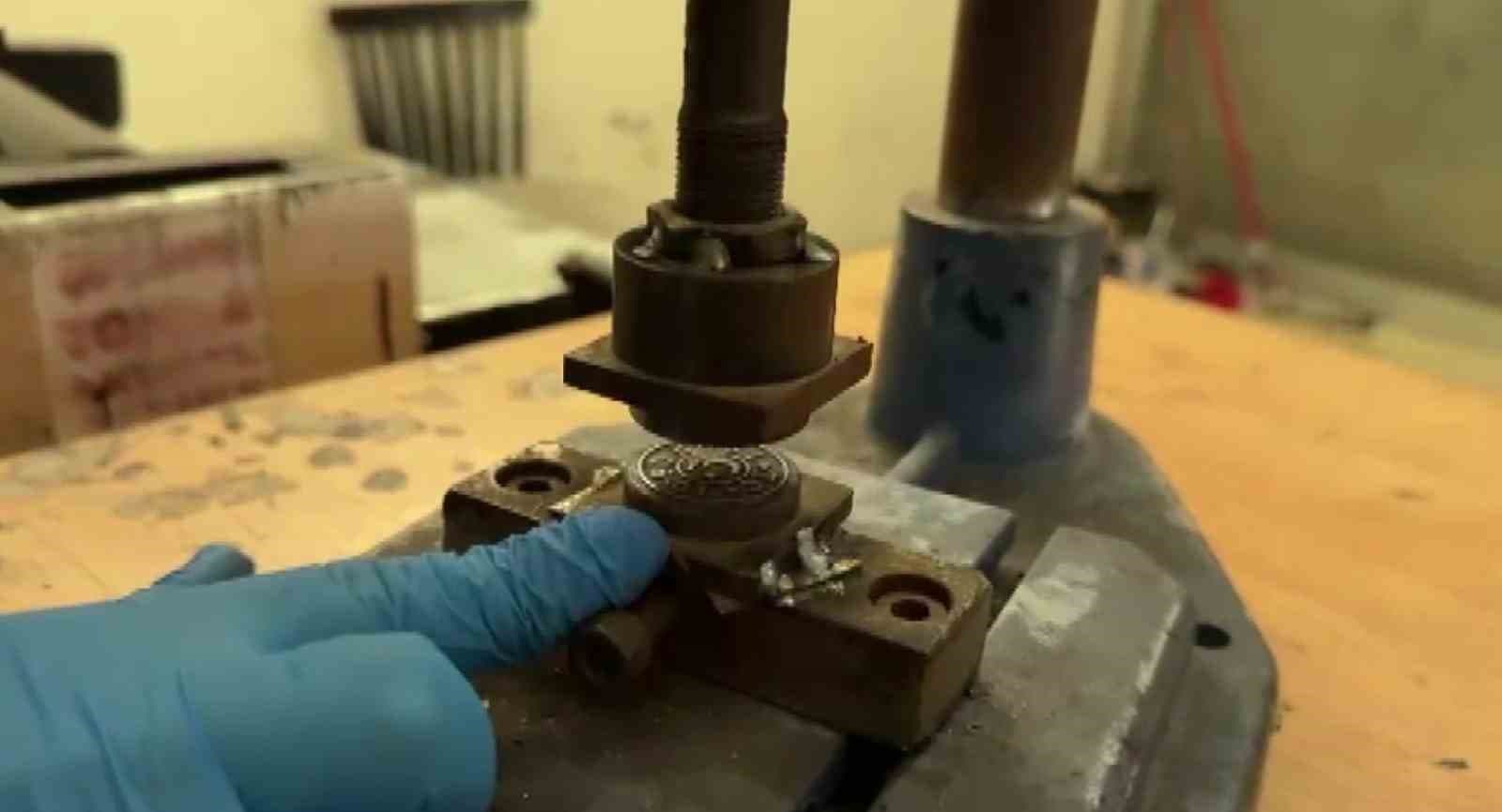 Merdiven altı plaka basım atölyelerine baskın: 4 tutuklama