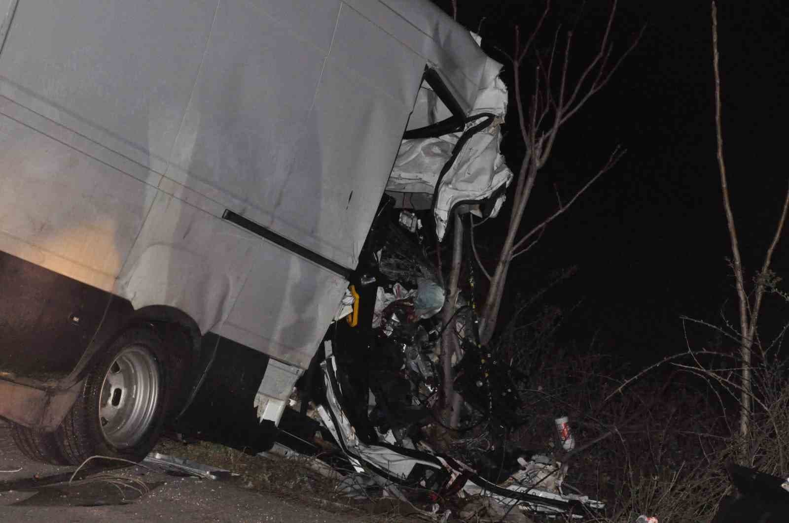 Edirne’de feci kaza: 2 ölü, 1 yaralı