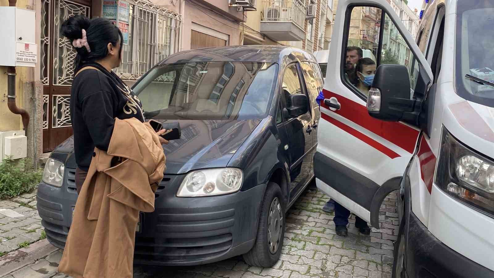 Asansörde mahsur kalanların yardımına itfaiye ekipleri koştu