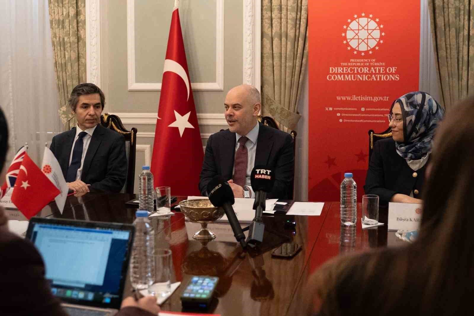 İletişim Başkanı Duran: "Ülkemiz; jeostratejik konumu, askerî kapasitesi ve caydırıcılık unsurlarıyla, Soğuk Savaş’tan günümüze NATO’nun kolektif savunma mimarisinde vazgeçilmez bir merkez ülke ve jeopolitik denge unsurudur" dedi.