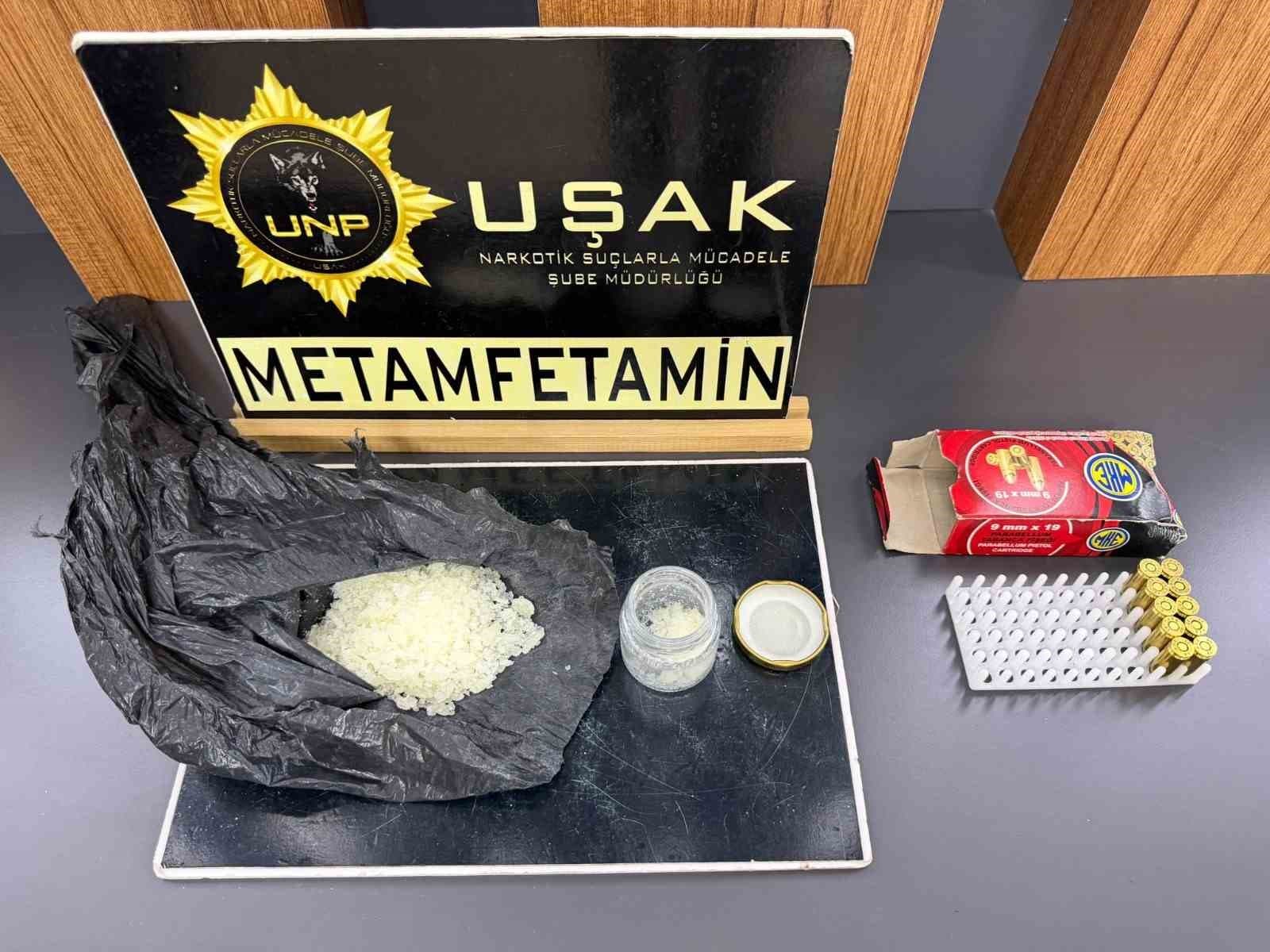 Uşak’ta uyuşturucu operasyonu: 4 tutuklama