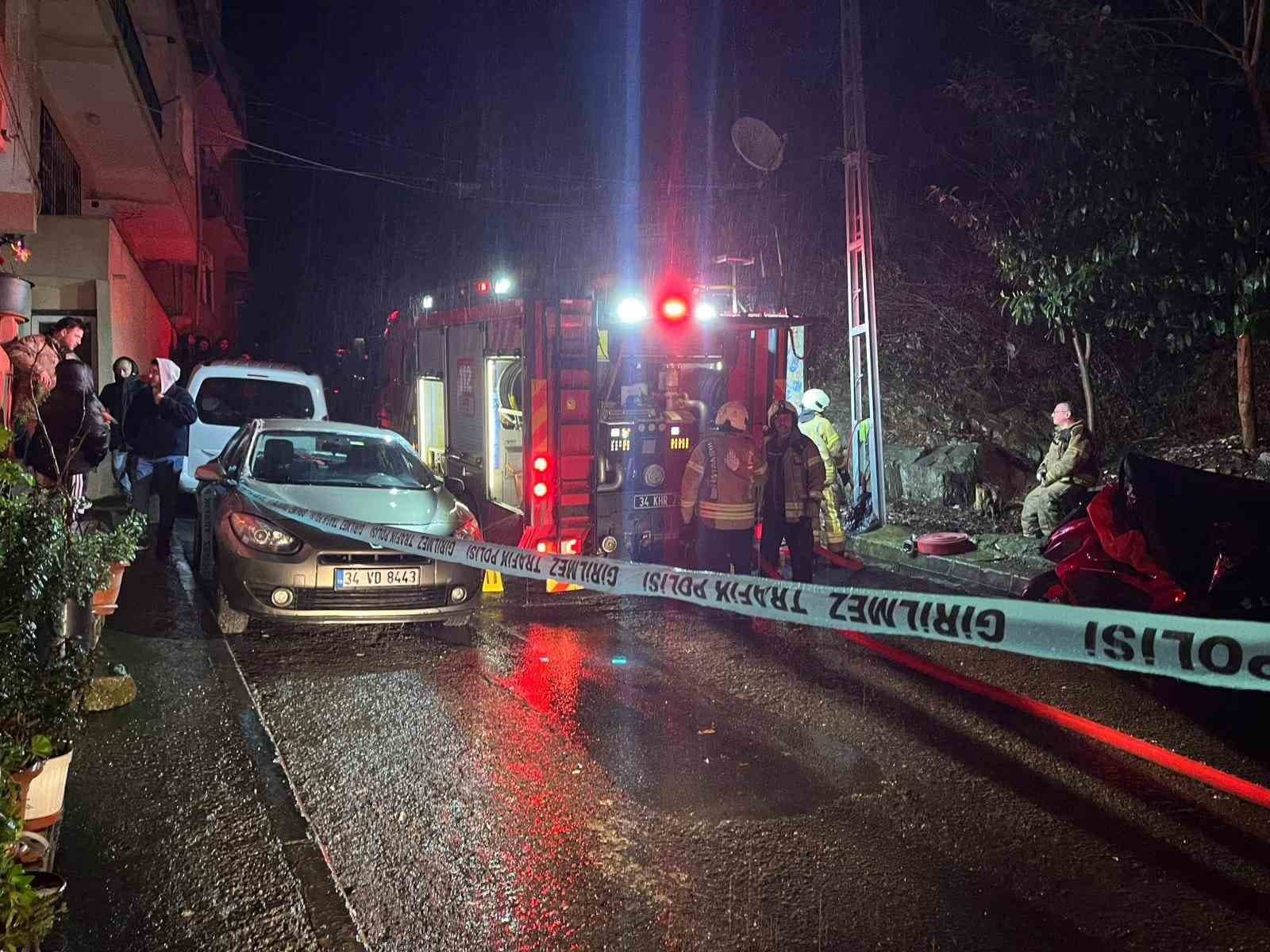 Sarıyer’de iki gecekondu alev alev yandı: 6 yaralı