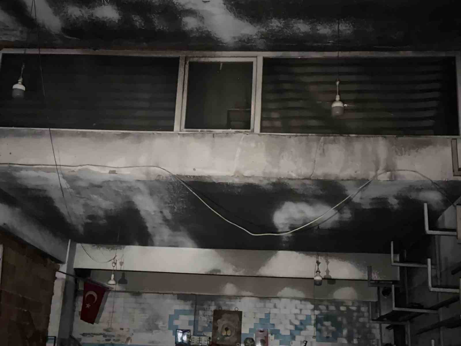 Demirci dükkanında patlama: 1 ölü, 2 yaralı