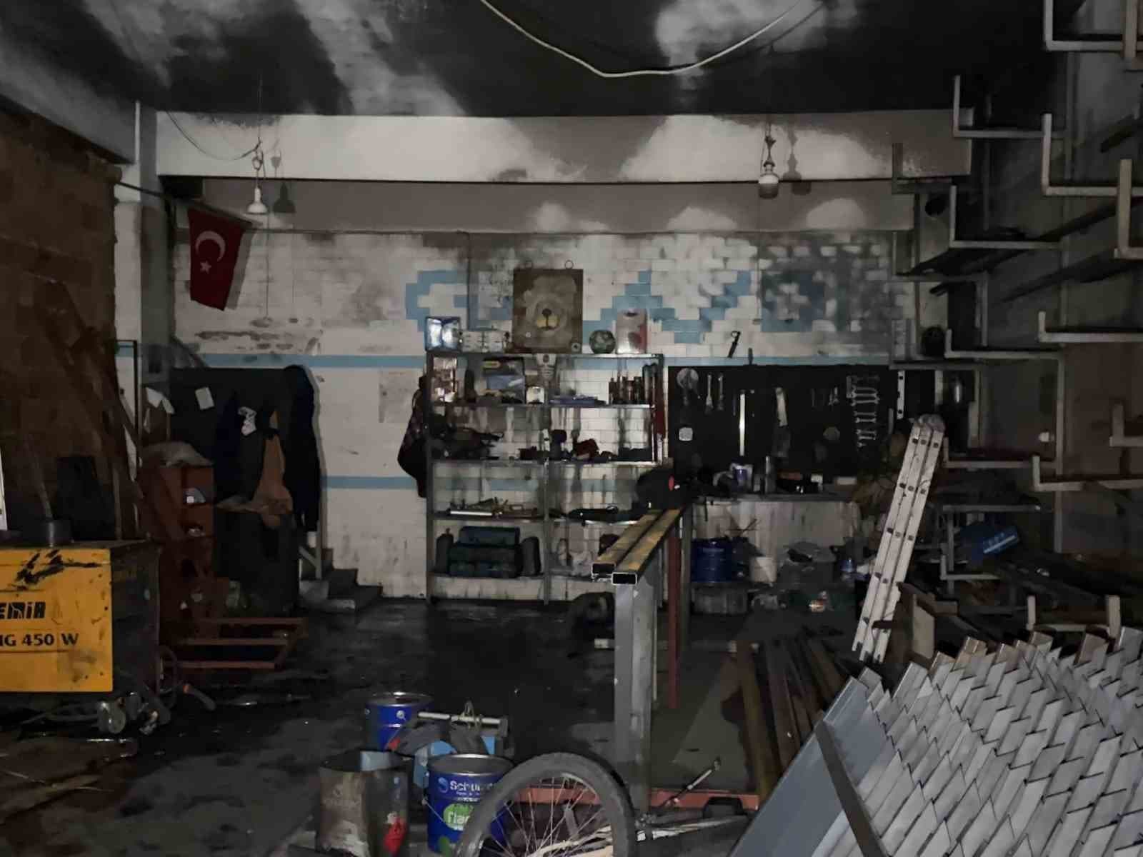 Demirci dükkanında patlama: 1 ölü, 2 yaralı