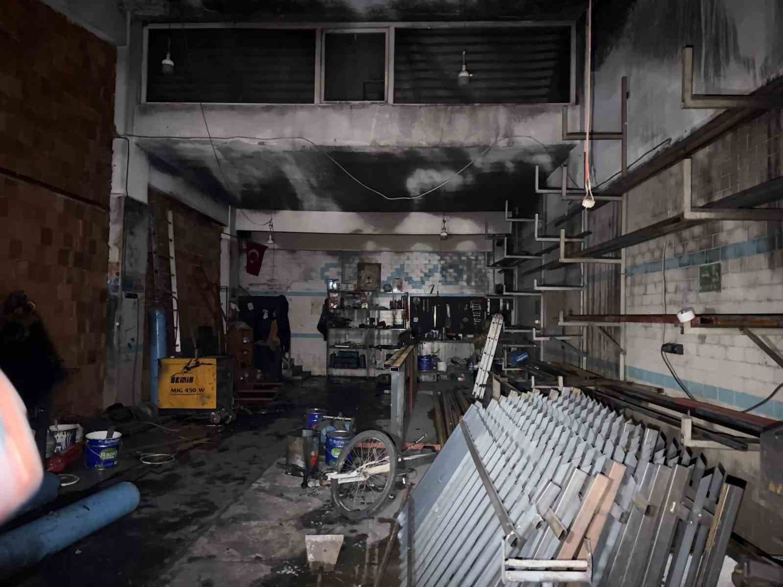 Demirci dükkanında patlama: 1 ölü, 2 yaralı