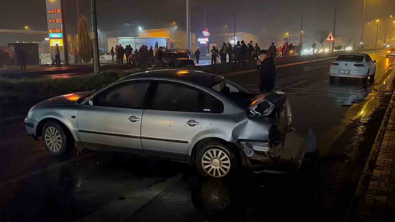 Bartın’da 4 araçlı zincirleme kaza: 2 yaralı