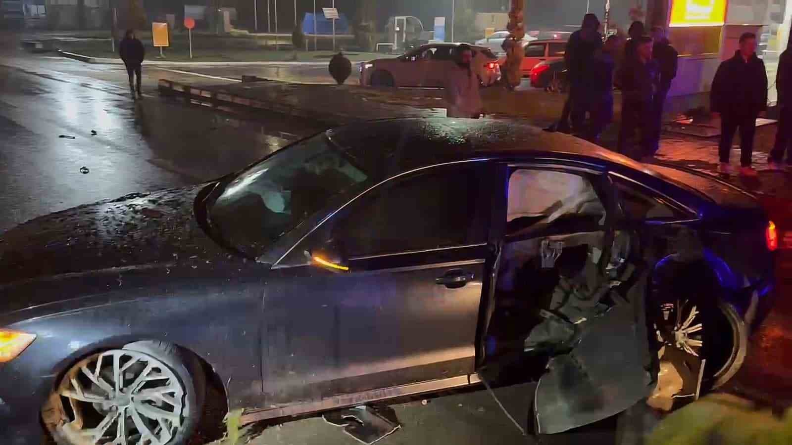 Bartın’da 4 araçlı zincirleme kaza: 2 yaralı