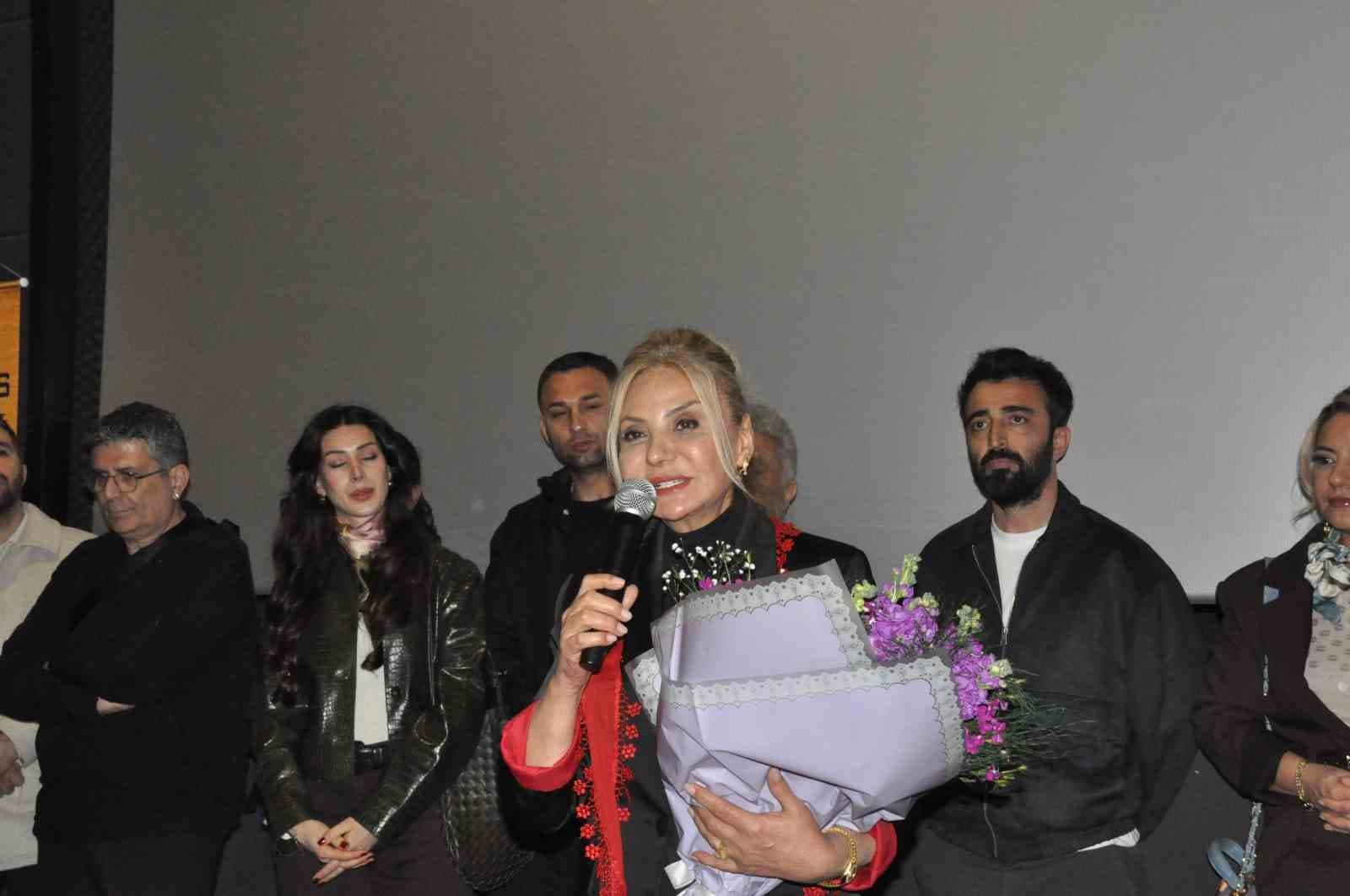 "Çatlı" filminin galası Keşan’da yapıldı