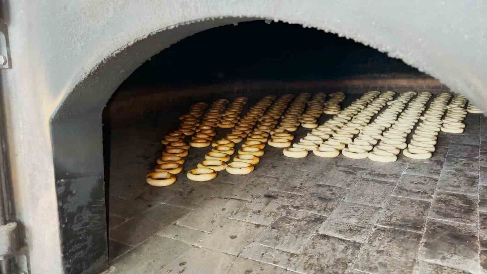 Rizelilerin vazgeçilmezi ’susamsız simit’ Cumhurbaşkanı Erdoğan’la gündeme geldi