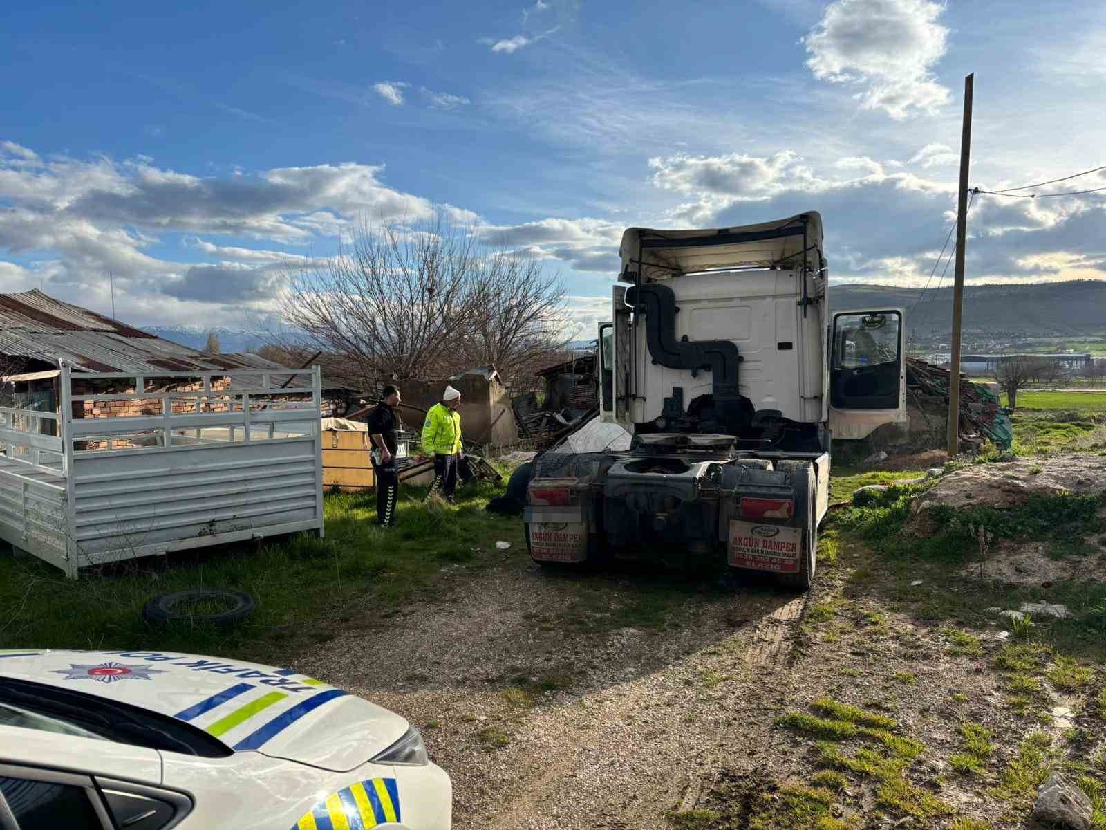 ’Dur’ ihtarına uymayan alkollü sürücüye 450 bin lira ceza