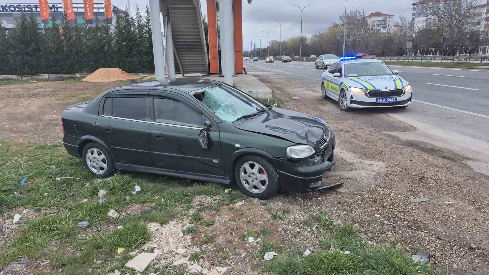 Çevre yolunda otomobilin çarptığı yaşlı adam hayatını kaybetti