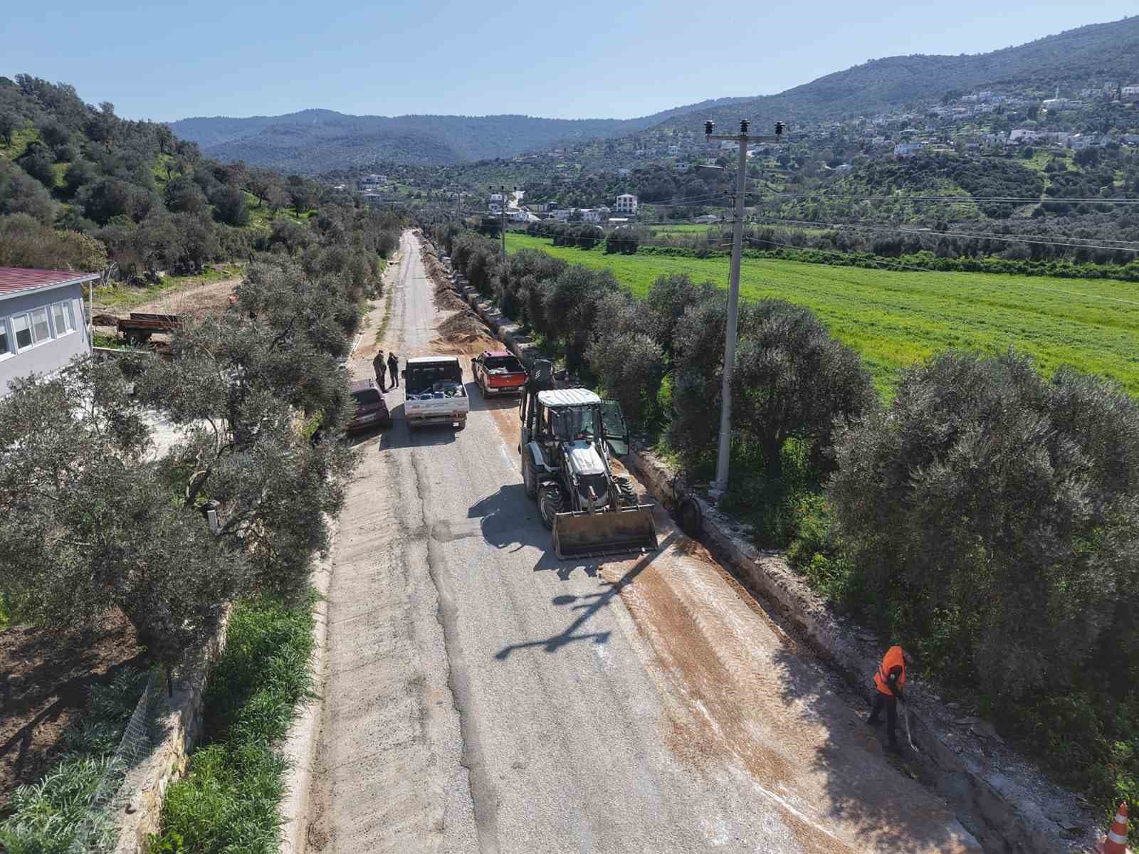 Milas Kemikler Mahallesi içme suyu hattı kamusal alana taşınıyor
