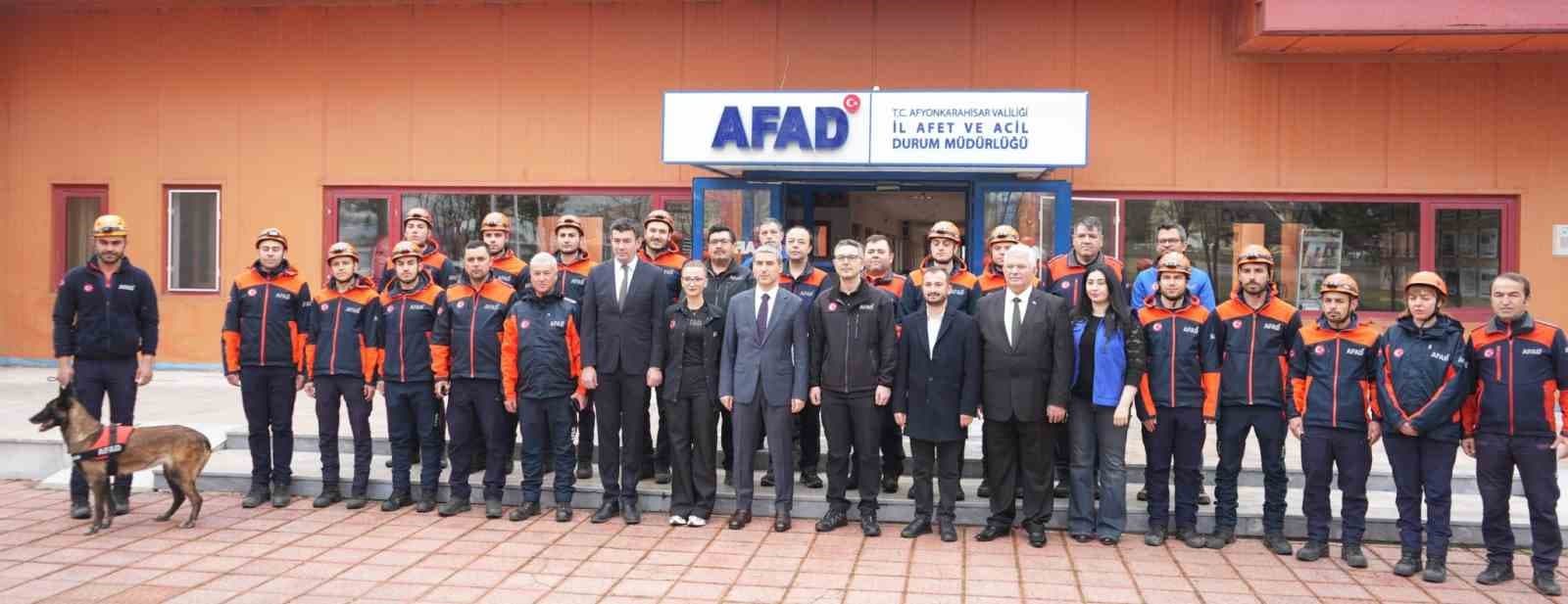 Vali Aktaş, AFAD’ın çalışmaları hakkında bilgilendirildi