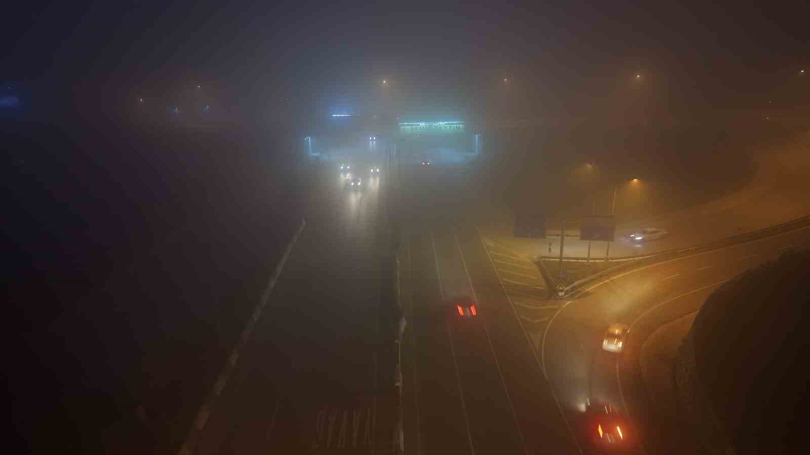 Bursa’da sis: Mudanya yolunda görüş mesafesi düştü