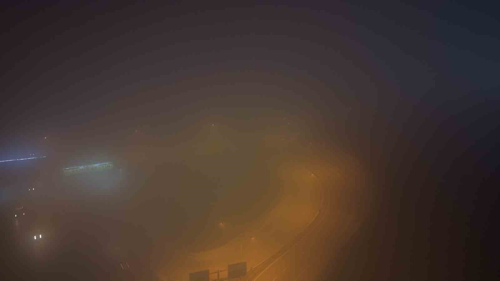 Bursa’da sis: Mudanya yolunda görüş mesafesi düştü