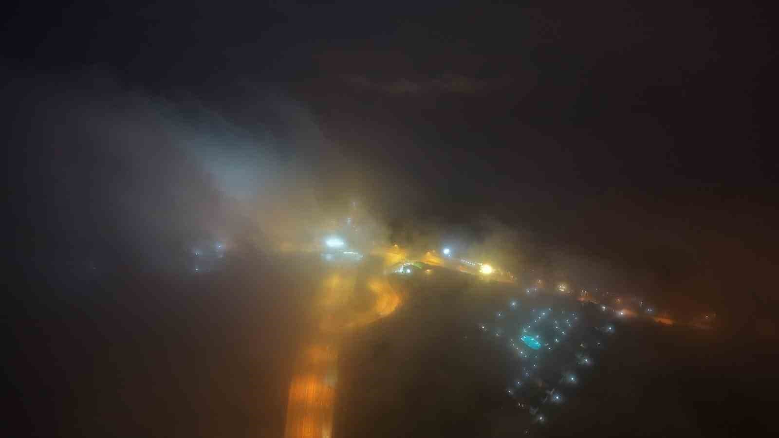 Bursa’da sis: Mudanya yolunda görüş mesafesi düştü