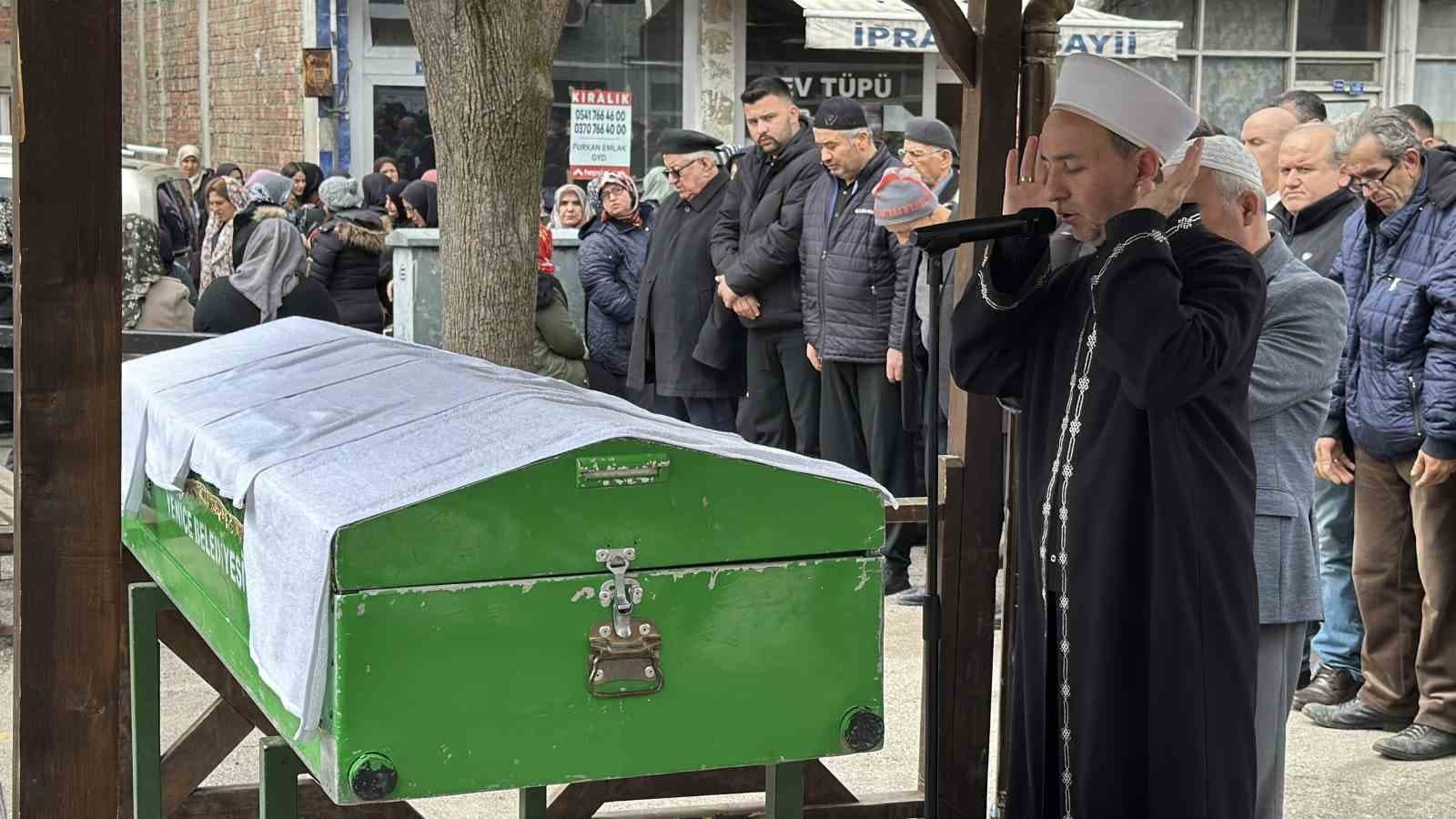 Kazada hayatını kaybeden genç toprağa verildi