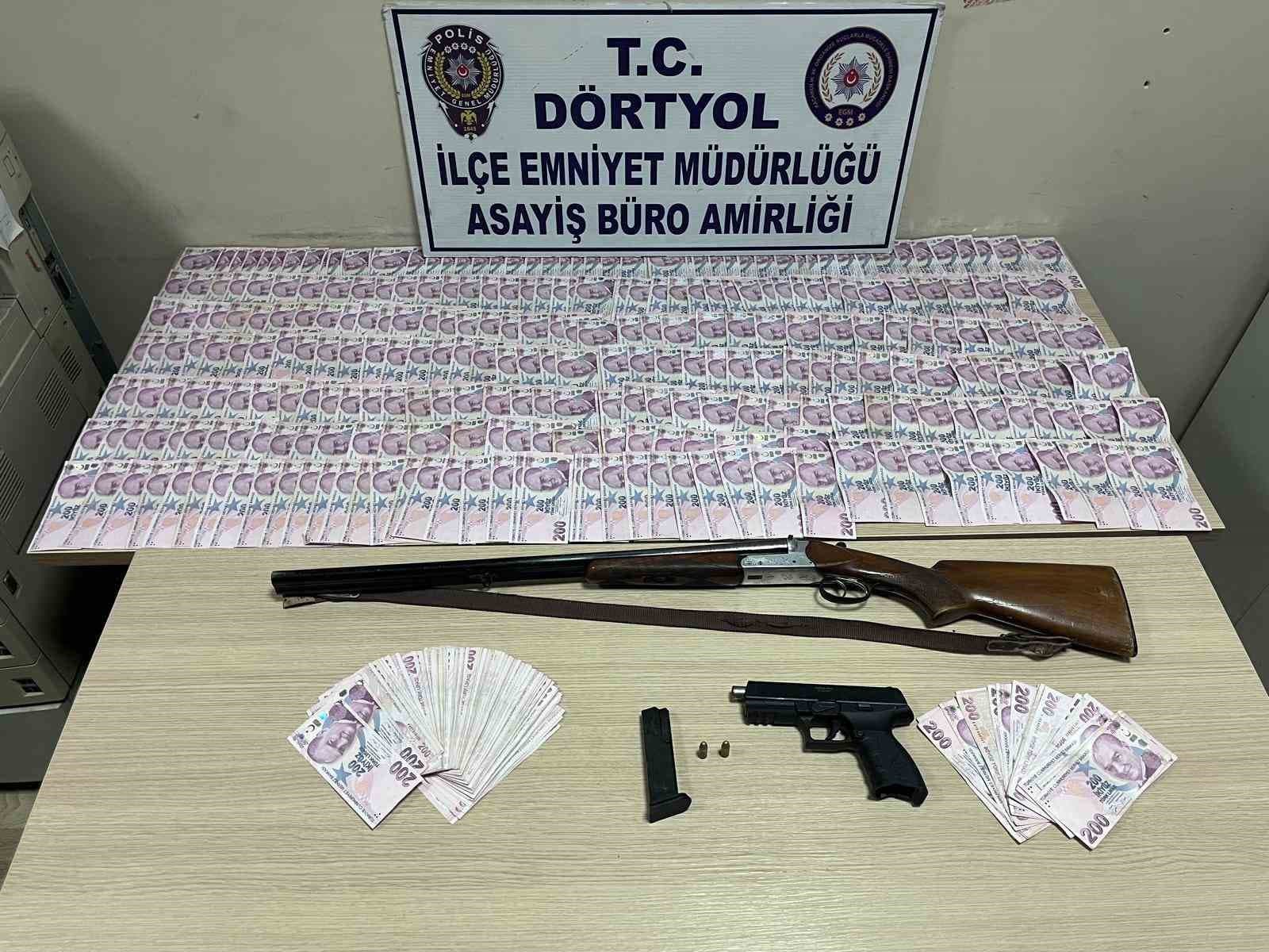 Dörtyol araçtan 100 bin lira para çalan şüpheli yakalandı