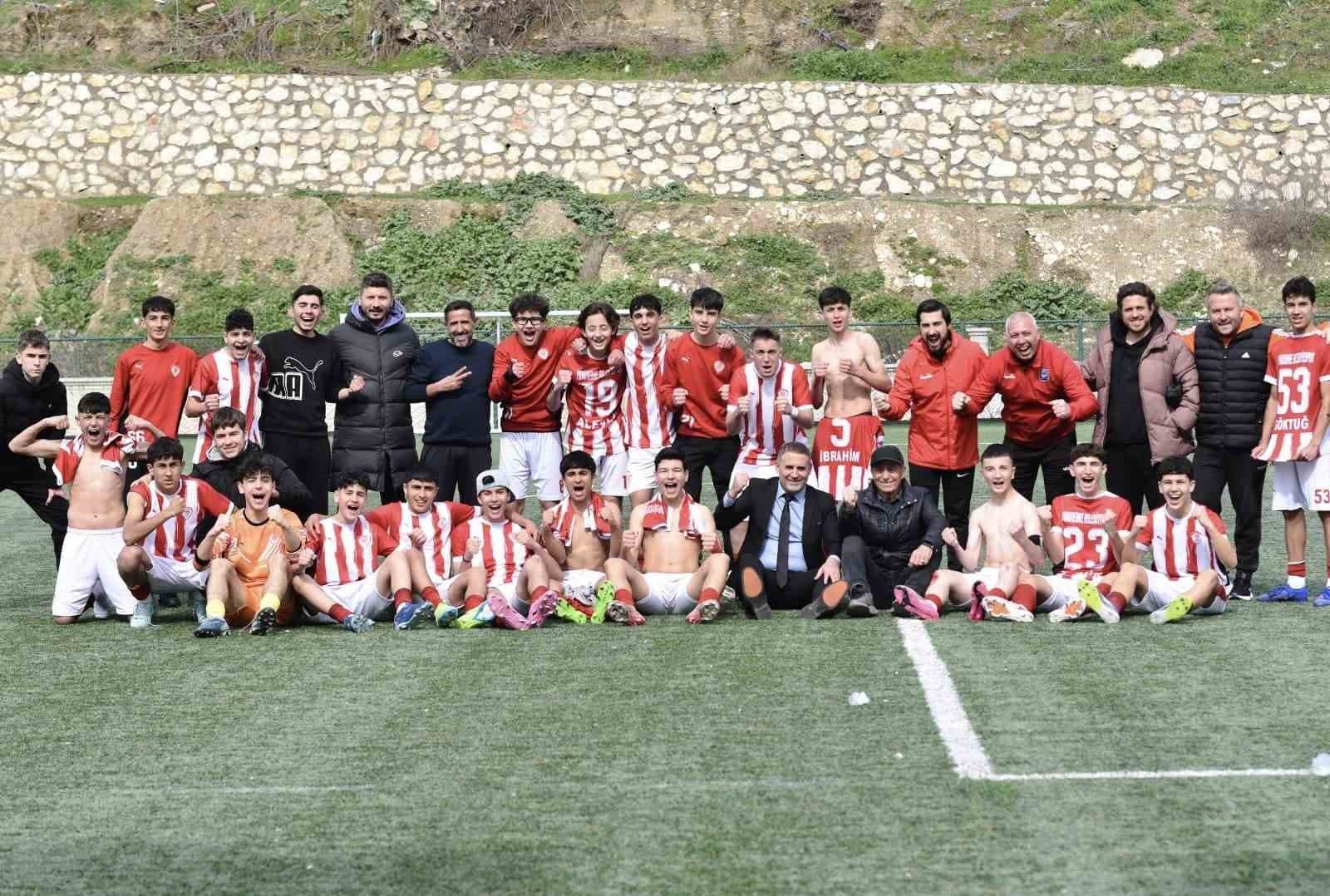 Yunusemre’nin U16’ları Afyonkarahisar’da Manisa’yı temsil edecek