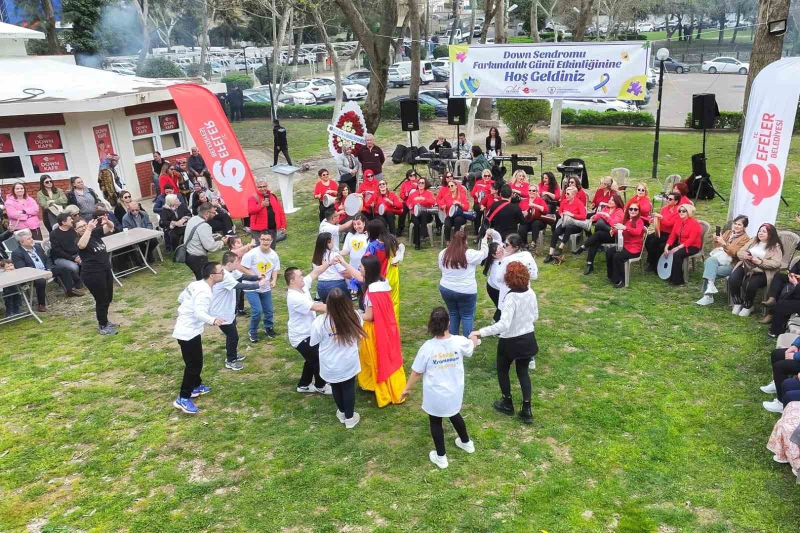 Efeler’de özel çocuklar Pınarbaşı’nda bir araya geldi