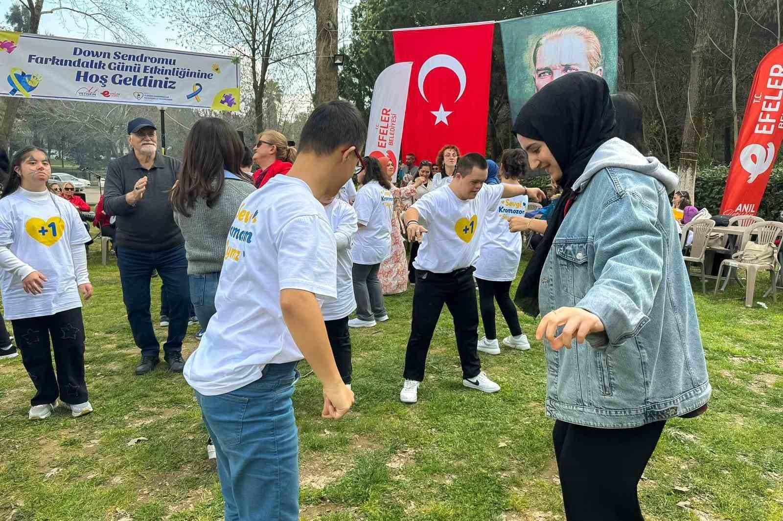 Efeler’de özel çocuklar Pınarbaşı’nda bir araya geldi