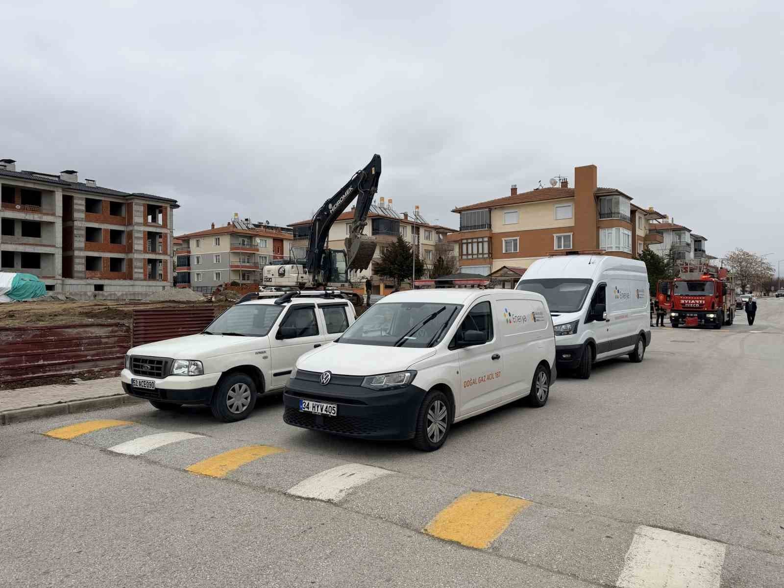 İnşaat alanında doğalgaz hattı koptu, ekipler seferber oldu