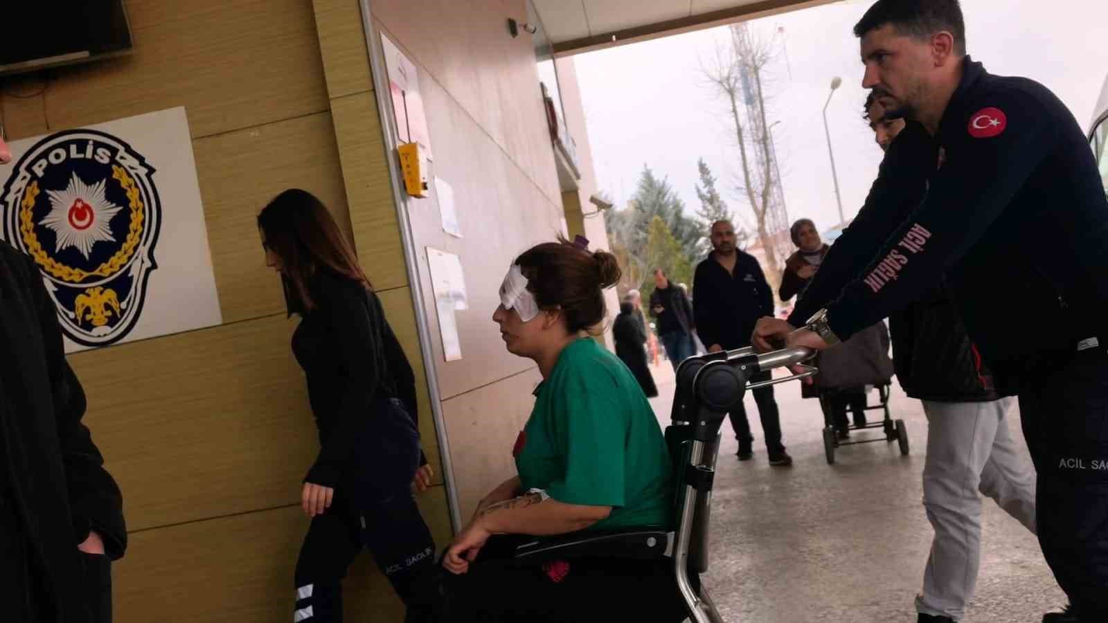 Komşu kavgasında 2 kadın yaralandı