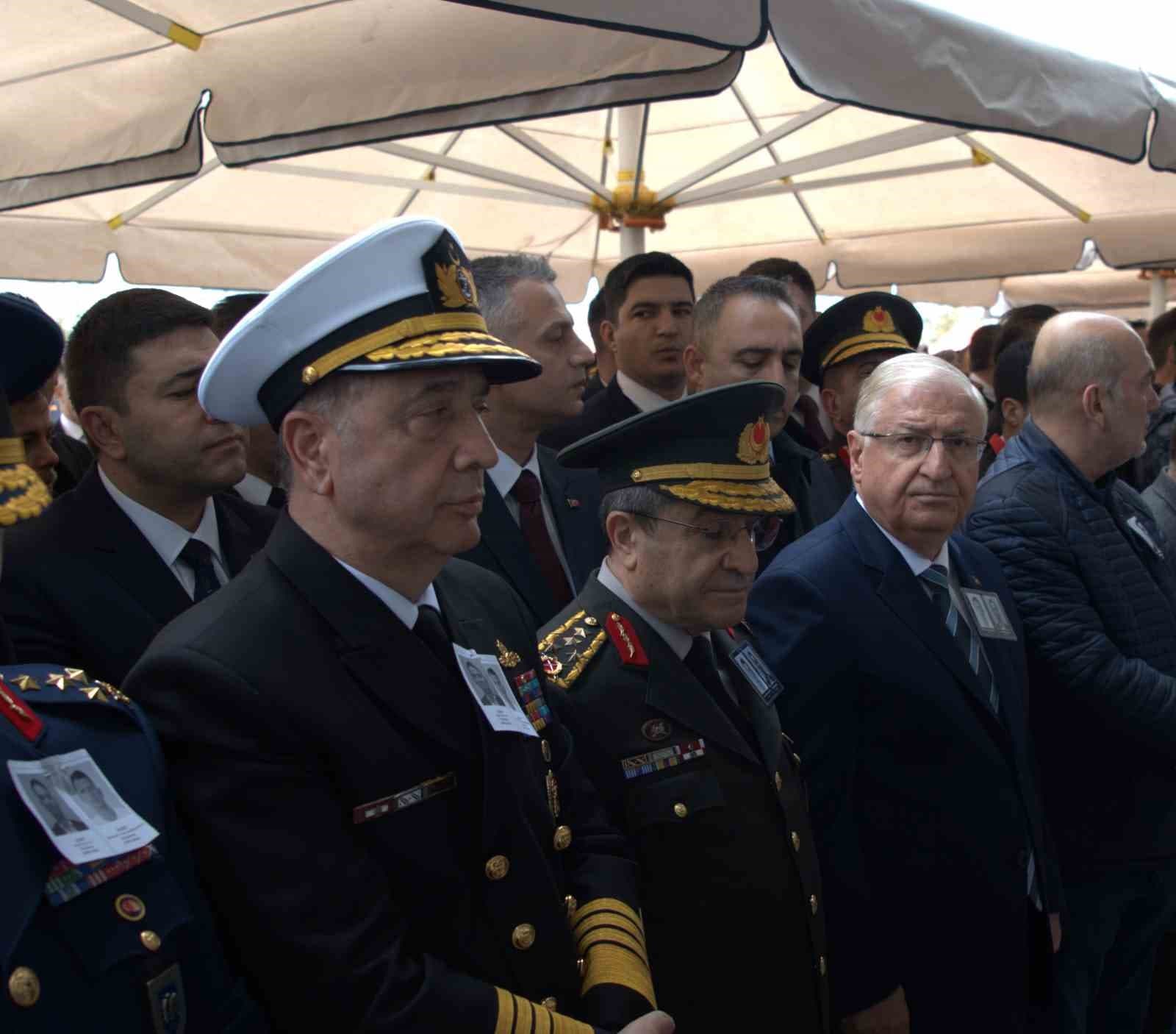 Katar’da helikopterin düşmesi sonucu şehit olan ASELSAN teknisyenleri için töreni düzenlendi