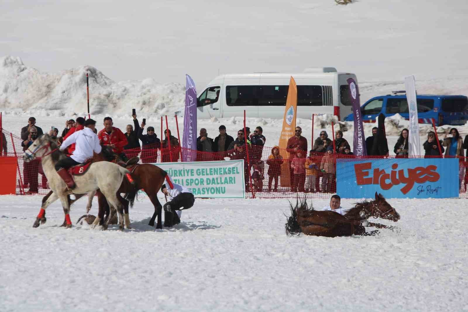 Kökbörü Oyunları Erciyes 2026 nefes kesti