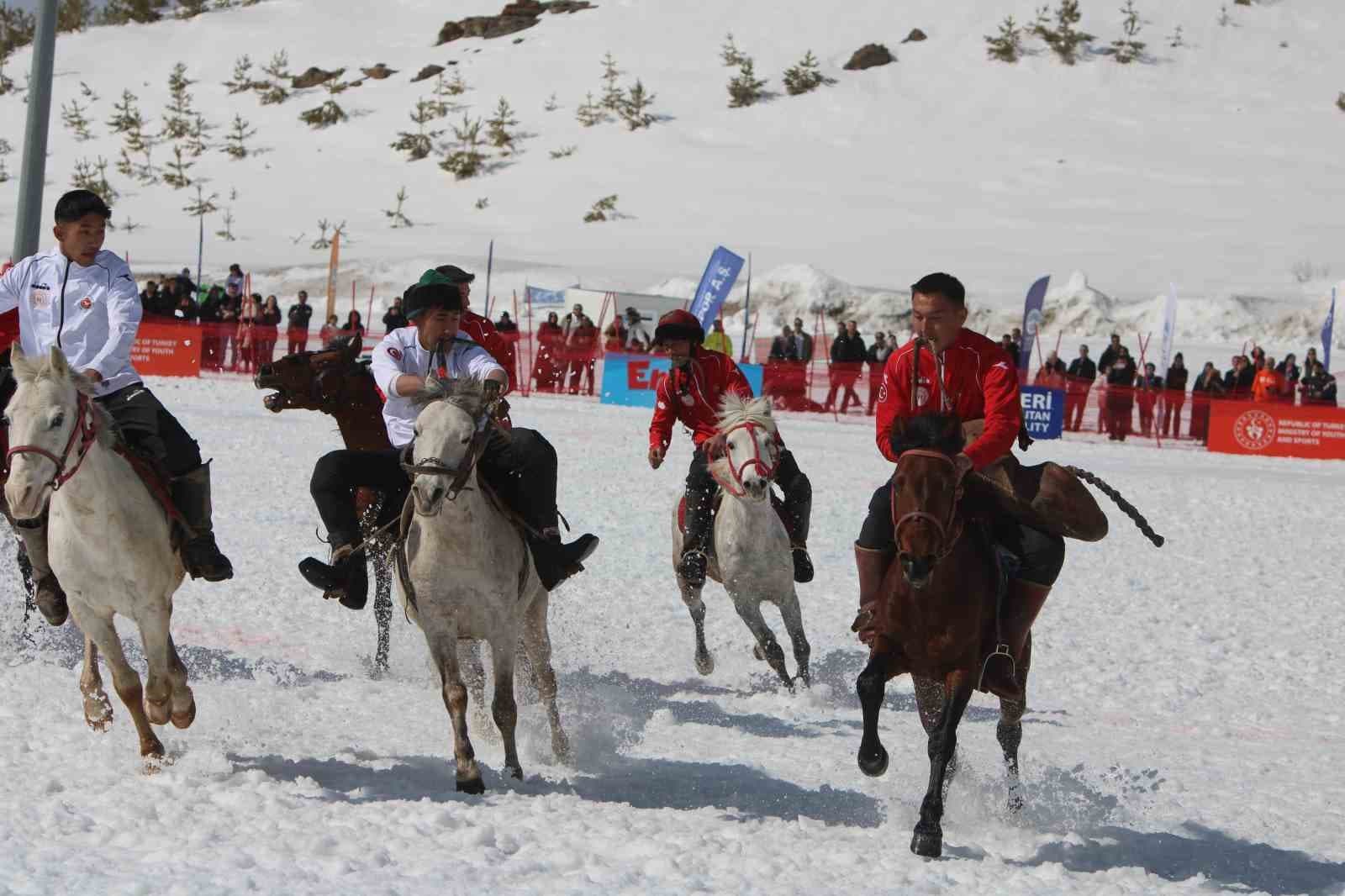 Kökbörü Oyunları Erciyes 2026 nefes kesti
