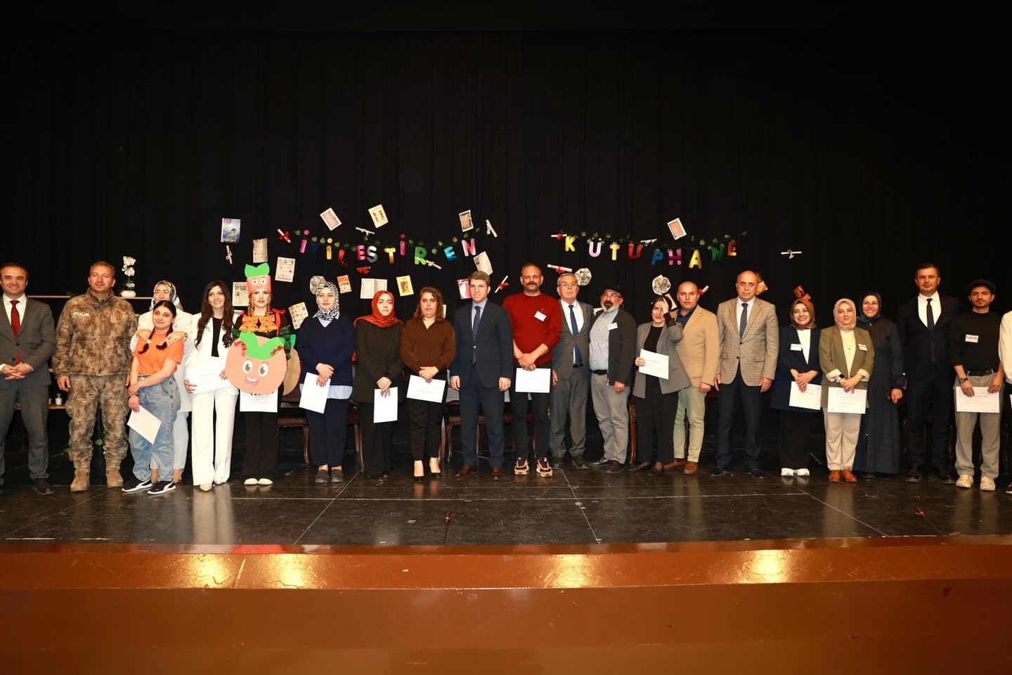 Vali Bakan açıkladı: Kılıçarslan binası kütüphaneye dönüştürülecek