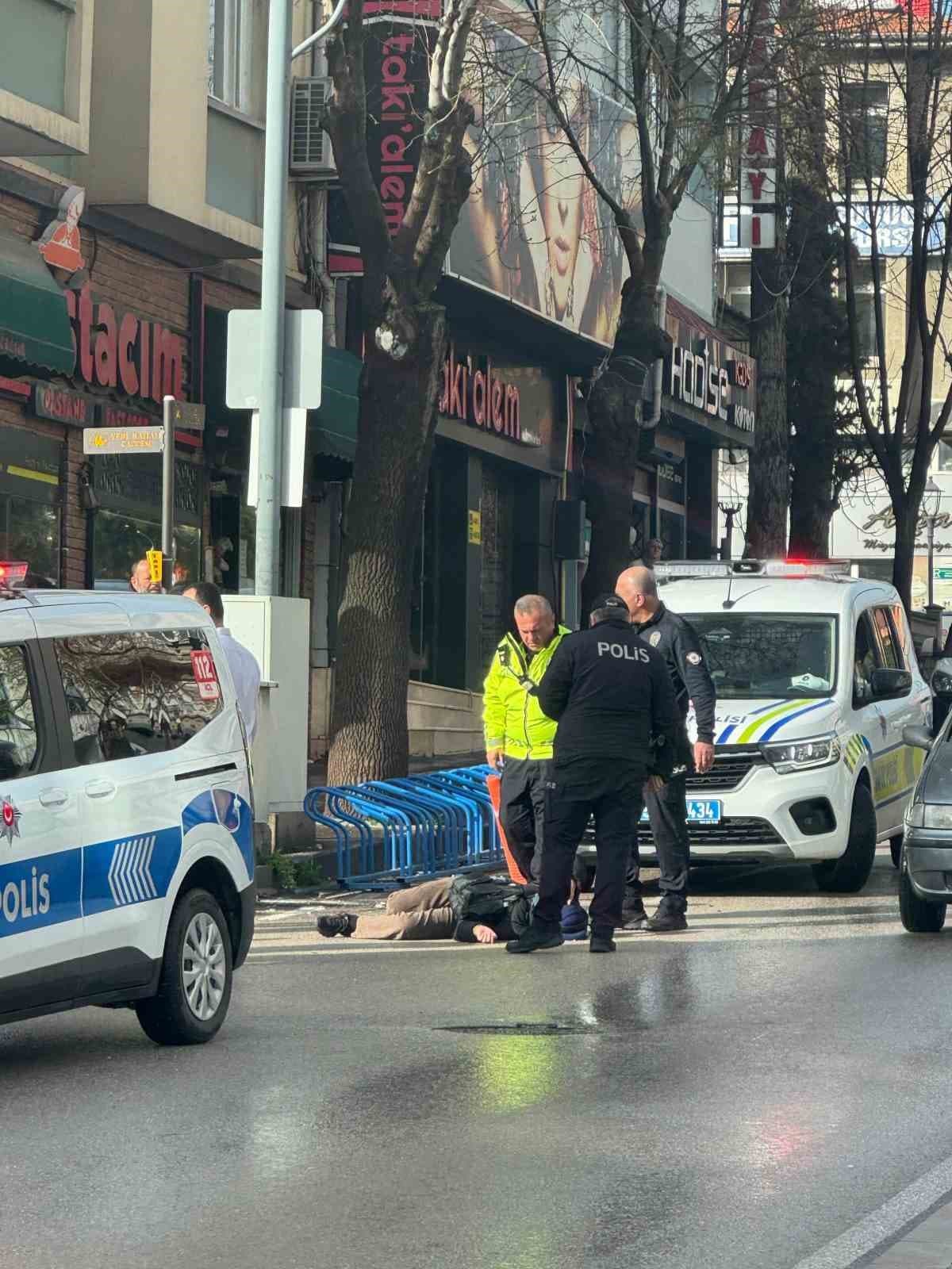 Burdur’da elektrikli bisiklet ile otomobil çarpıştı: 1 yaralı