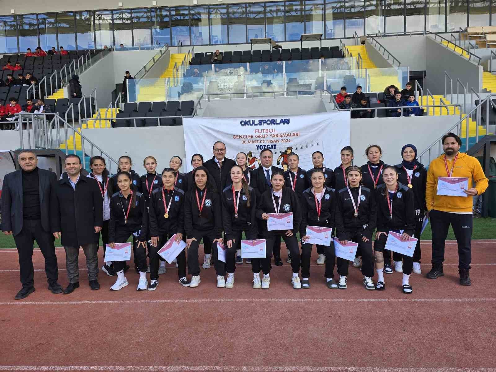 Yozgat’ta 288 sporcunun katıldığı Okul Sporları Futbol Müsabakaları tamamlandı