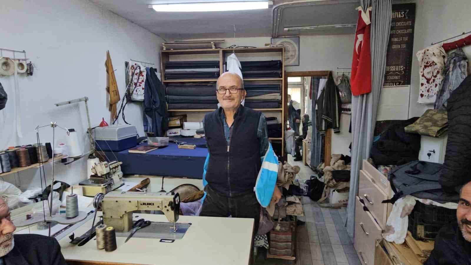 Yarım asrı aşan bir tutku: Adilcevazlı terzinin iğneyle dokuduğu hayat