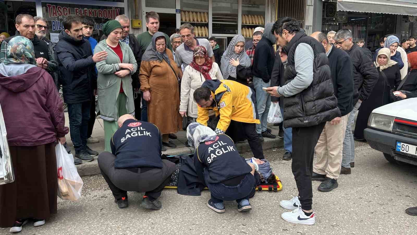 Ordu’da otomobilin çarptığı yaya yaralandı: Kaza anı kamerada