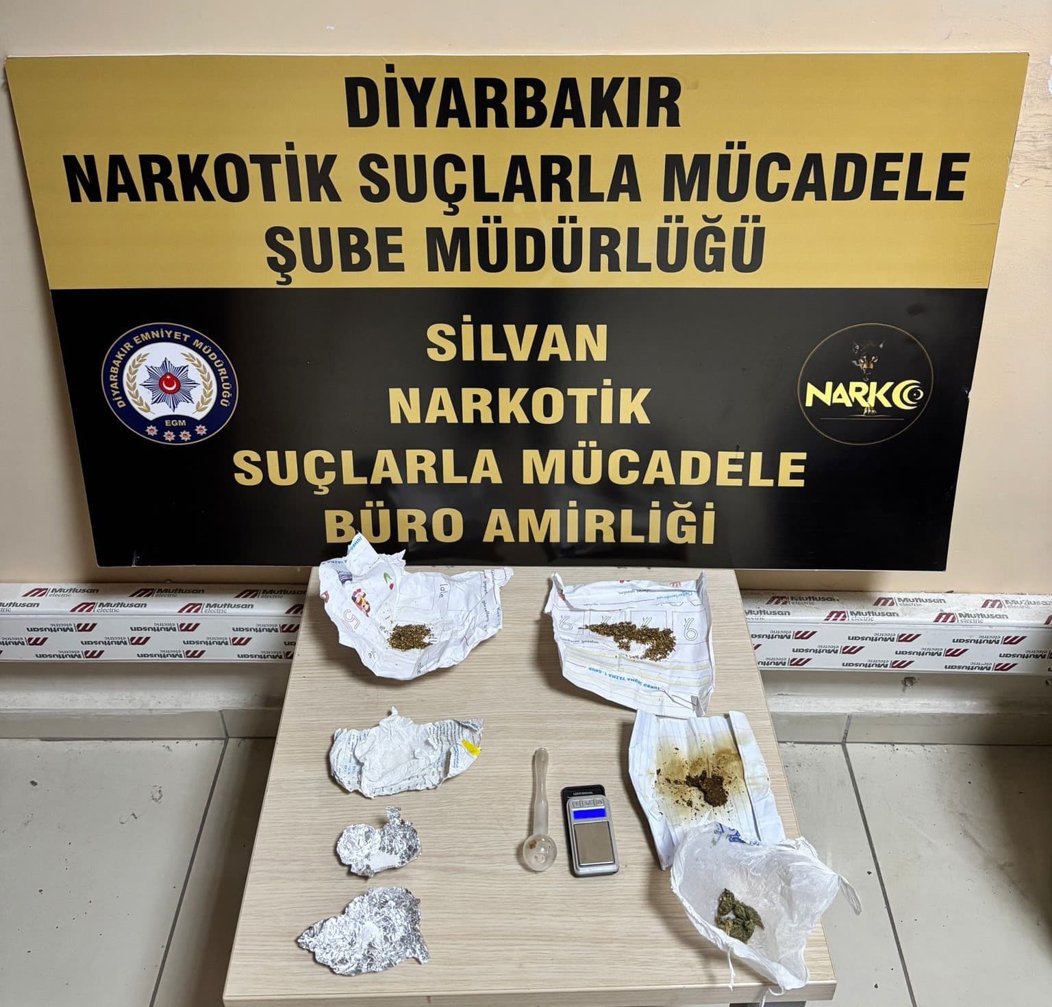 Diyarbakır’da uyuşturucu tacirlerine darbe