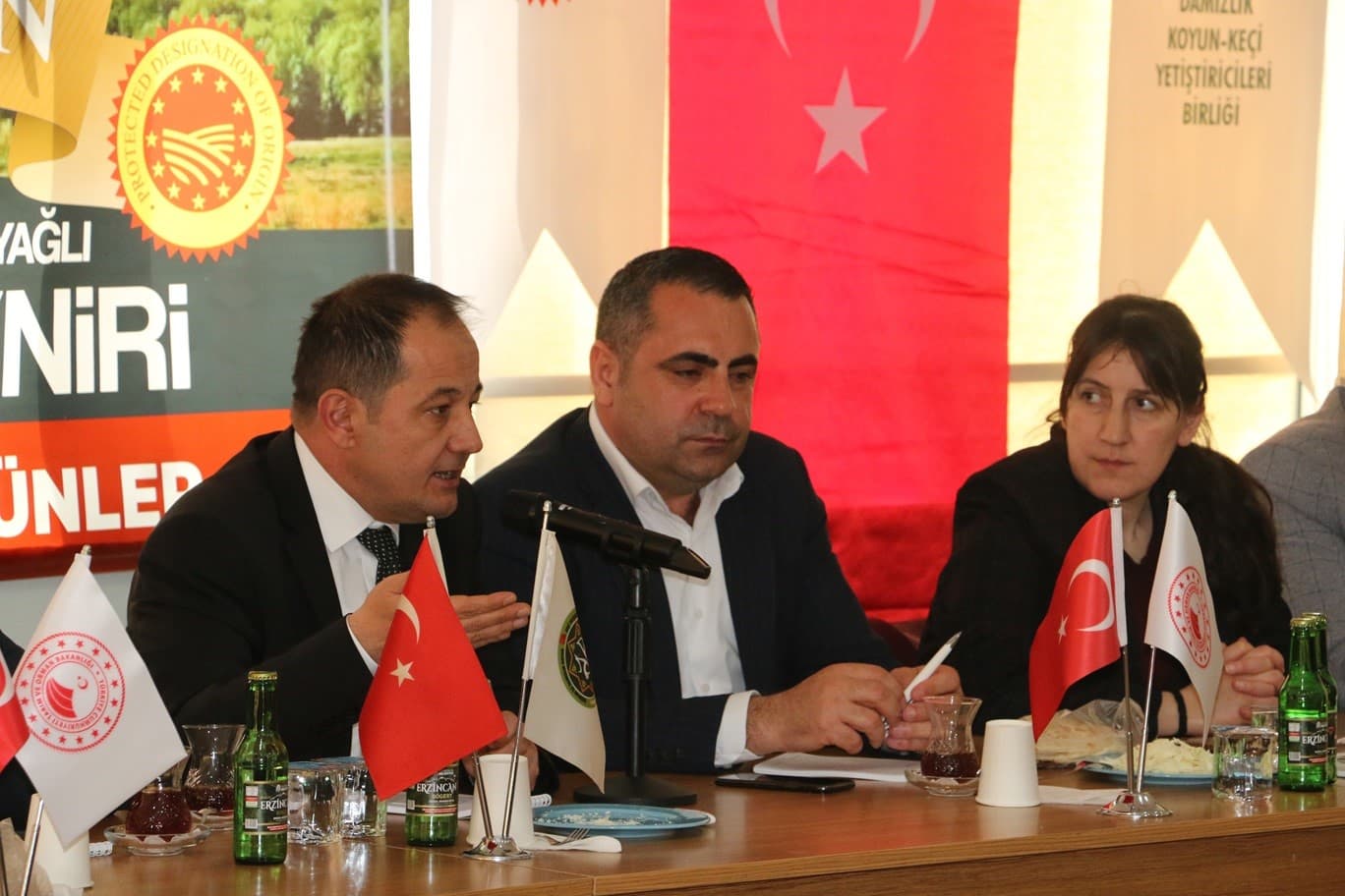 Erzincan’da tulum peyniri üreticileri ortak yol haritasında buluştu