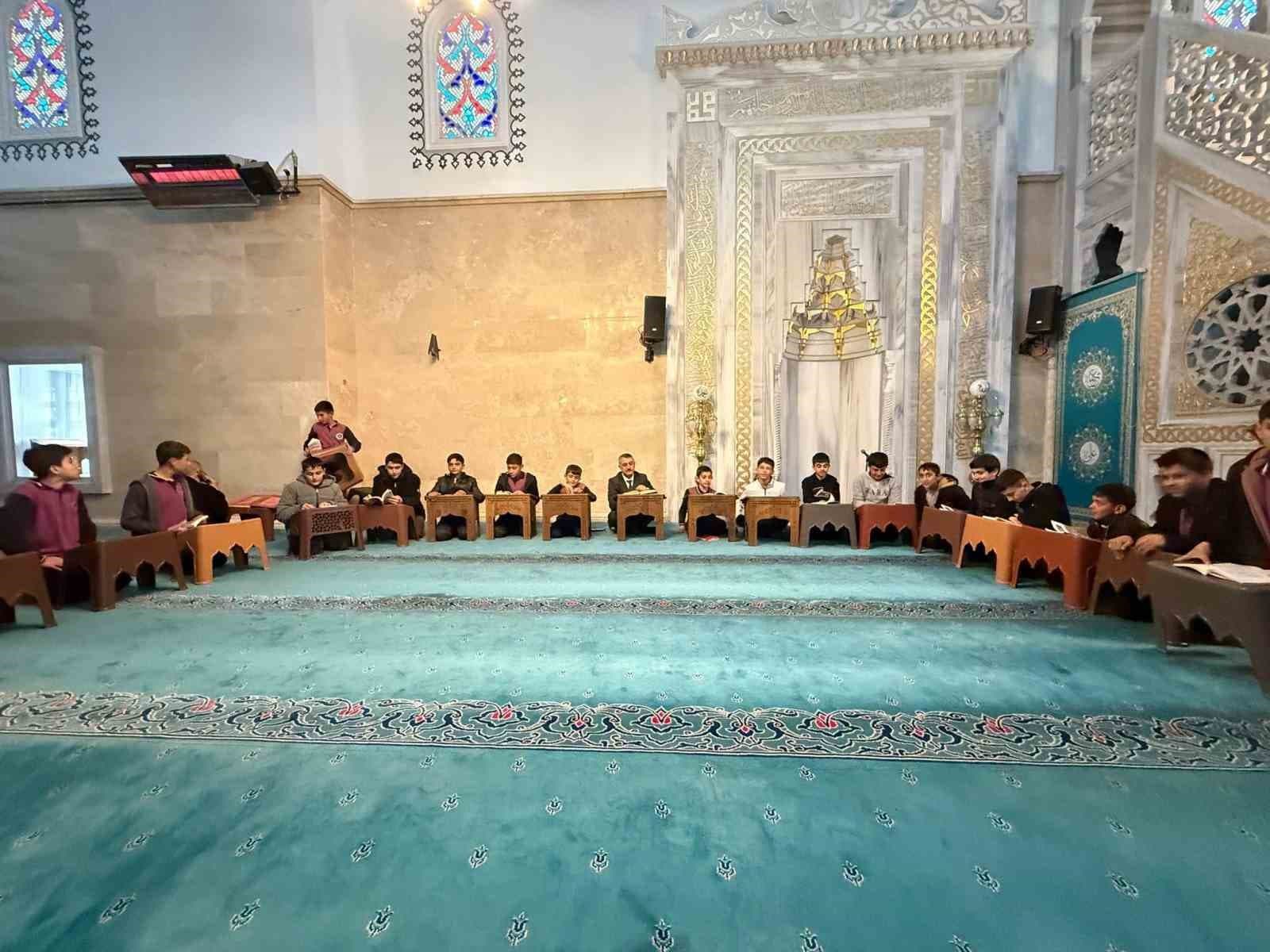 Patnos’ta Kütüphane Haftası coşkusu: Kitaplarla farkındalık oluşturuldu