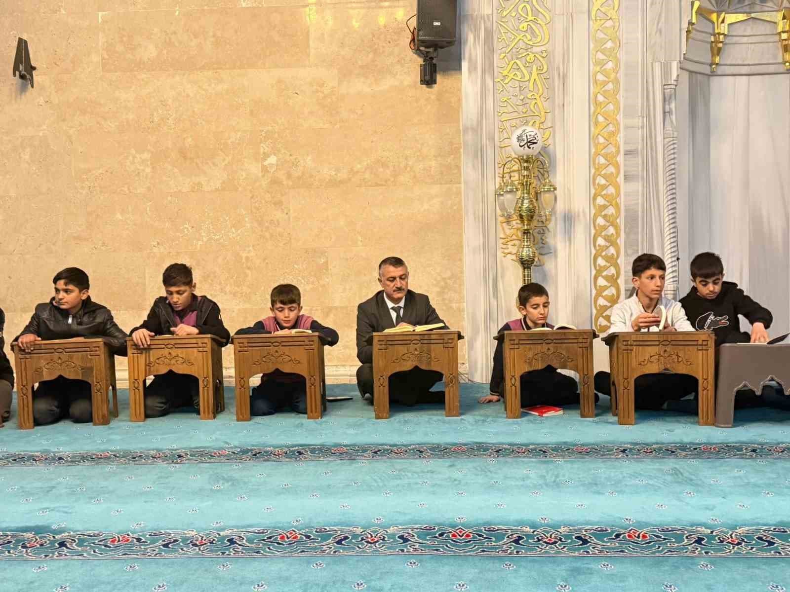 Patnos’ta Kütüphane Haftası coşkusu: Kitaplarla farkındalık oluşturuldu