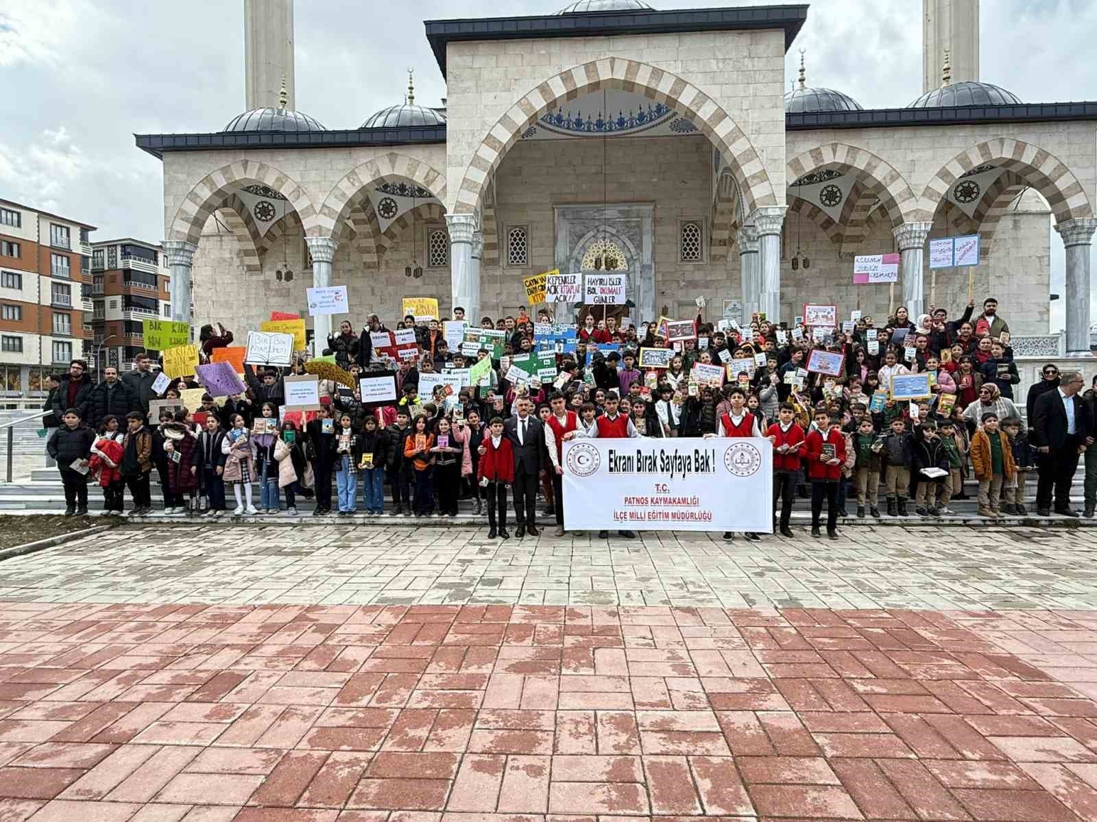 Patnos’ta Kütüphane Haftası coşkusu: Kitaplarla farkındalık oluşturuldu