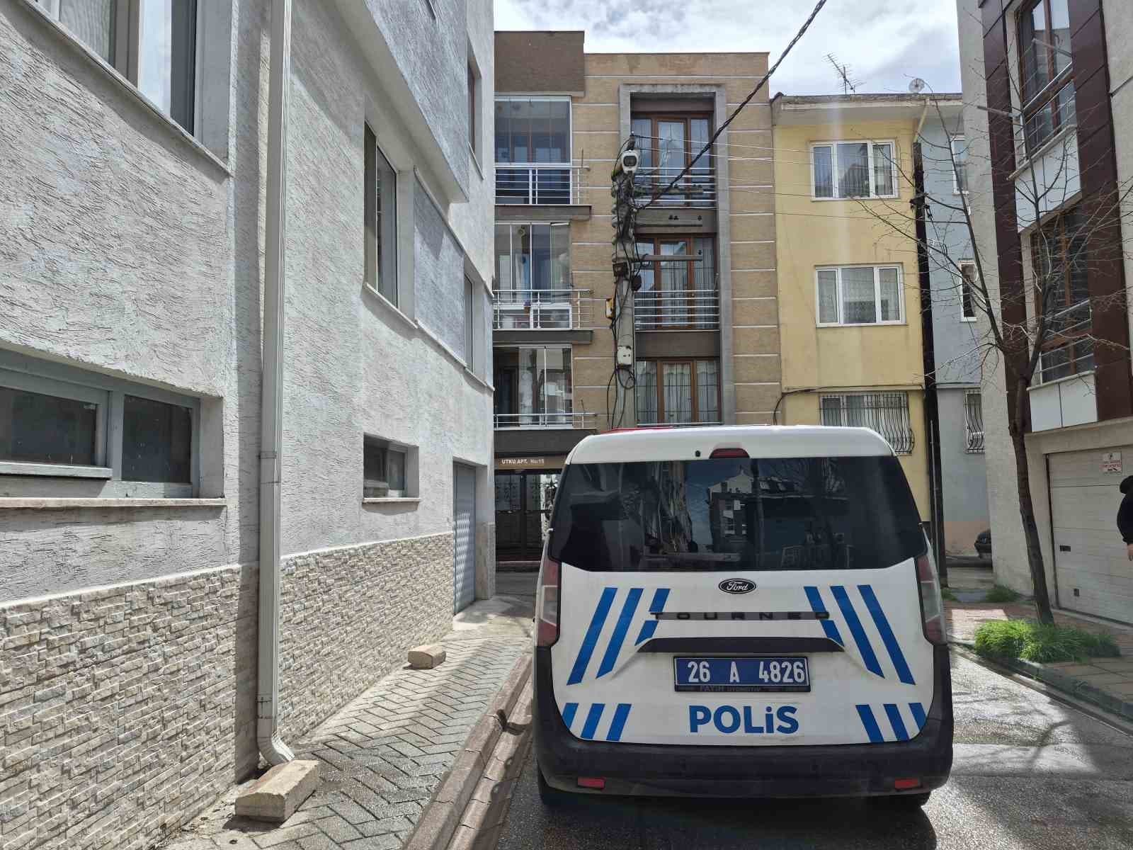 Yakınlarının haber alamadığı şahıs evinde ölü bulundu